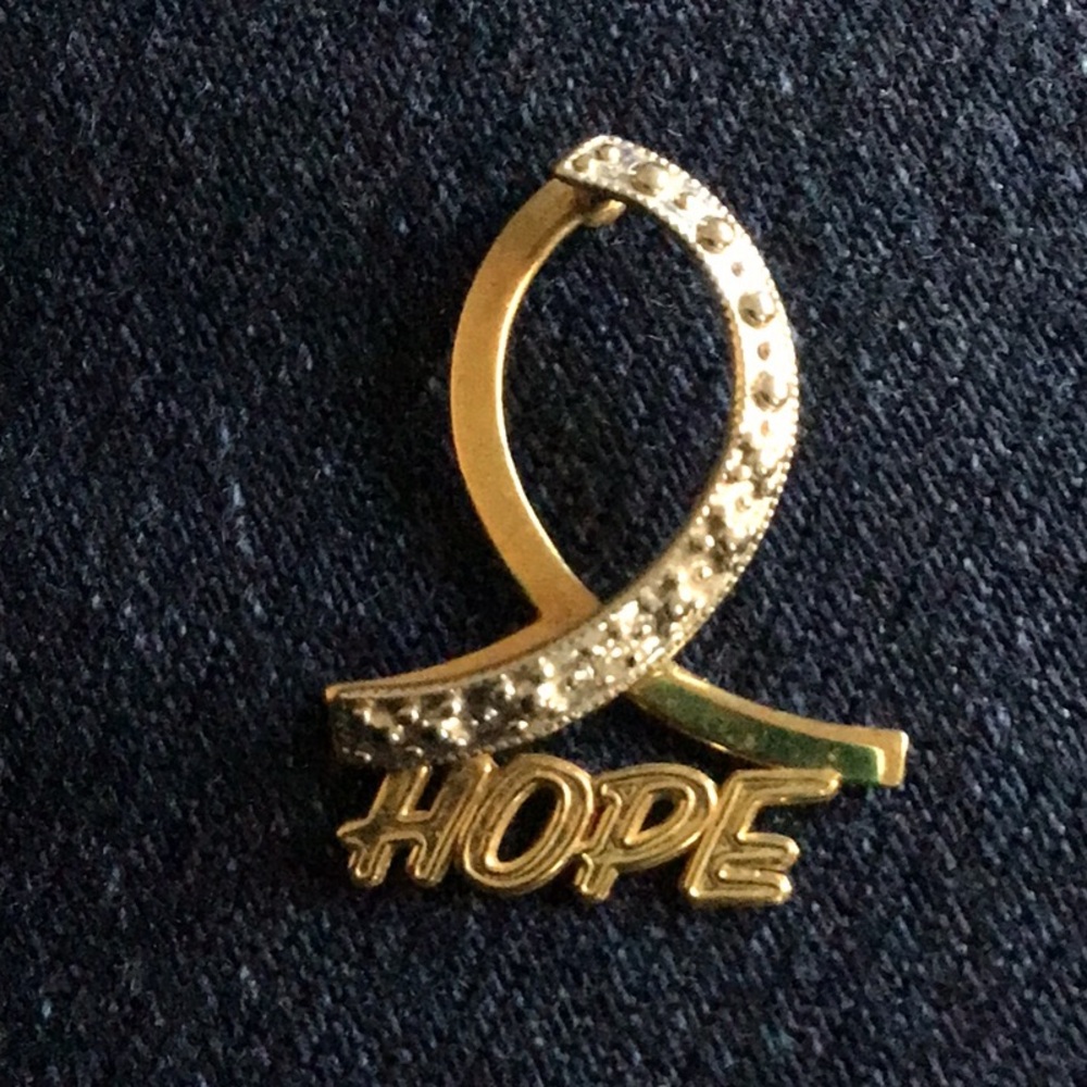 14K Yellow Gold Michael Anthony breast cancer hope charm